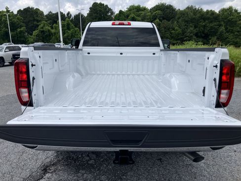 New 2025 GMC Sierra 2500 Pro w/ Convenience Package image 8