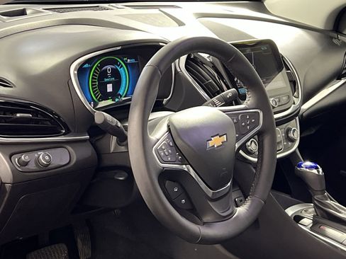 Used 2017 Chevrolet Volt Premier w/ Driver Confidence II Package image 16