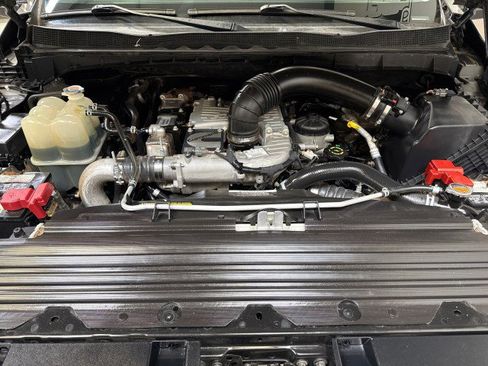 Used 2018 Nissan Titan Platinum Reserve w/ Platinum Utility Package image 77