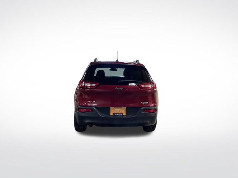 Used 2014 Jeep Cherokee Latitude w/ Comfort/Convenience Group AWD/4WD image 4