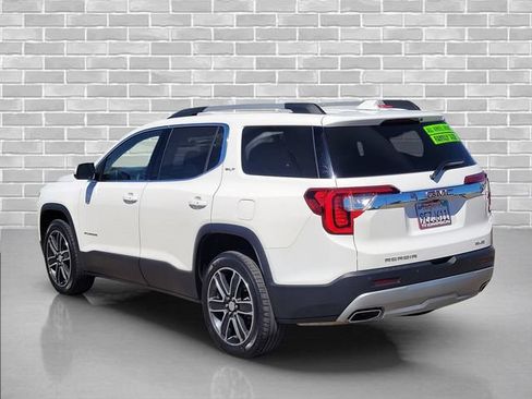 Certified 2023 GMC Acadia SLT w/ Technology Package AWD/4WD image 8