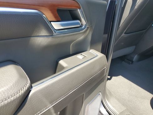 Used 2023 GMC Sierra 1500 Denali w/ Denali Reserve Package AWD/4WD image 16