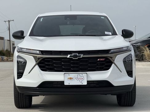 New 2026 Chevrolet Trax RS w/ Driver Confidence Package image 7