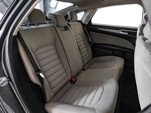 Used 2017 Ford Fusion S image 32