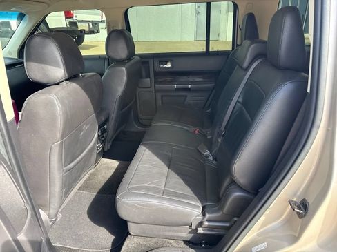 Used 2017 Ford Flex SEL w/ Equipment Group 202A AWD/4WD image 13