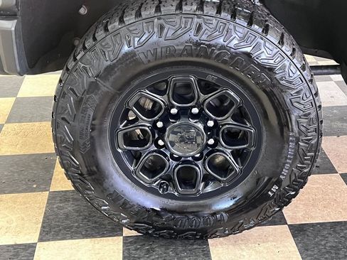 Used 2024 Chevrolet Silverado 2500 ZR2 w/ ZR2 Bison Edition image 58