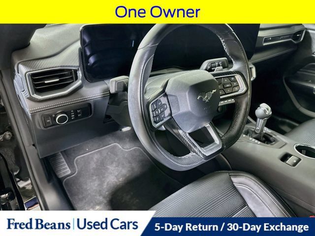 Used 2025 Ford Mustang GT Premium RWD image 12