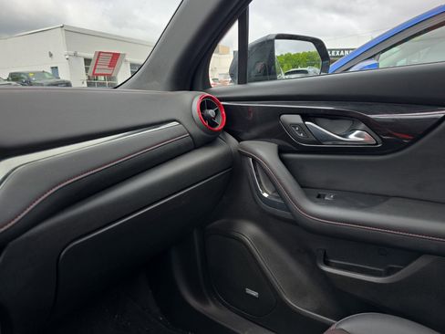 Used 2023 Chevrolet Blazer RS AWD/4WD image 34