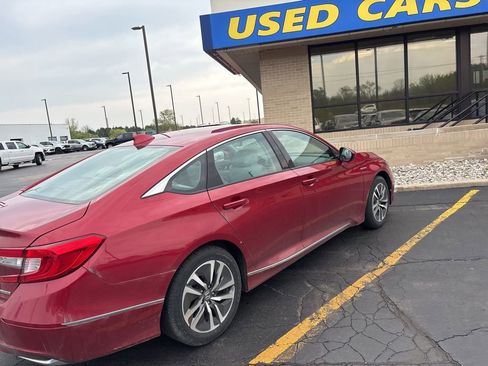Used 2021 Honda Accord EX image 3