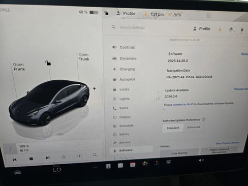 Used 2023 Tesla Model 3 Standard Range image 17