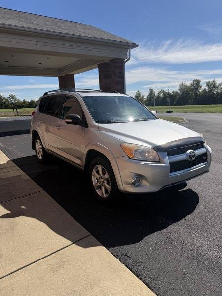 Used 2012 Toyota RAV4 Limited w/ Navigation Value Pkg AWD/4WD image 8