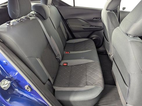 Used 2019 Nissan Kicks SV image 31