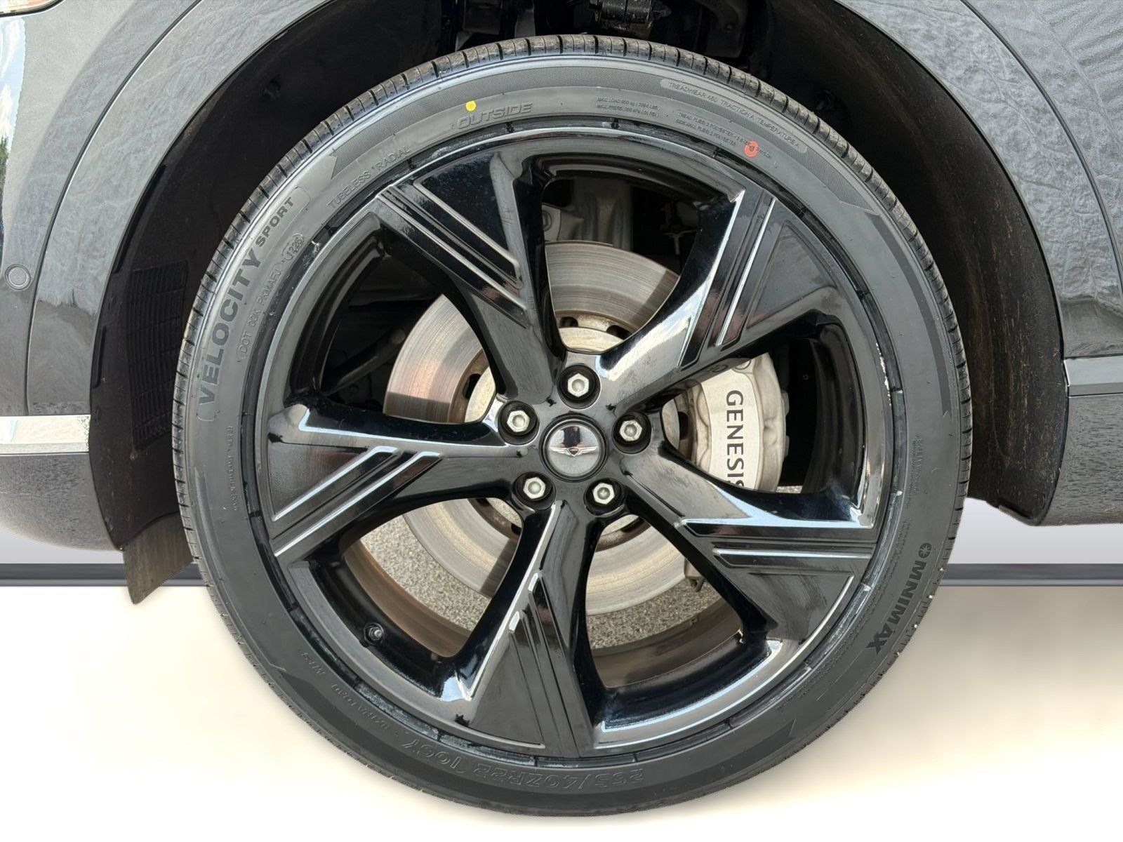 Used 2025 Genesis GV80 3.5T Prestige AWD/4WD image 12