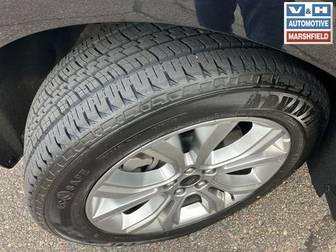 Used 2024 Ford Edge Titanium AWD/4WD image 22