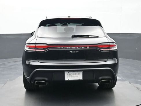 Certified 2024 Porsche Macan AWD/4WD image 22