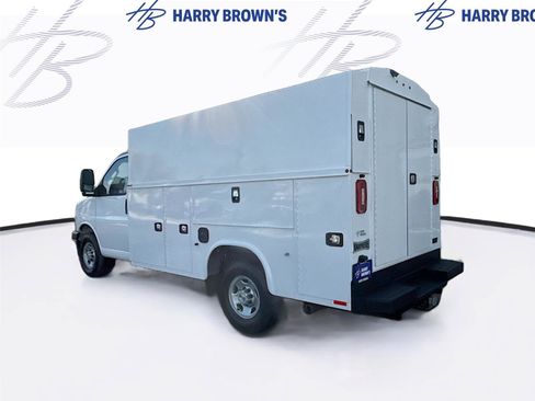 New 2025 Chevrolet Express 3500 w/ Power Convenience Package RWD image 6