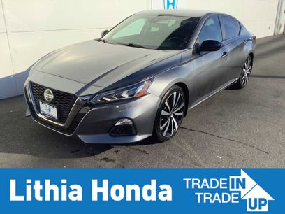 Used 2022 Nissan Altima 2.5 SR