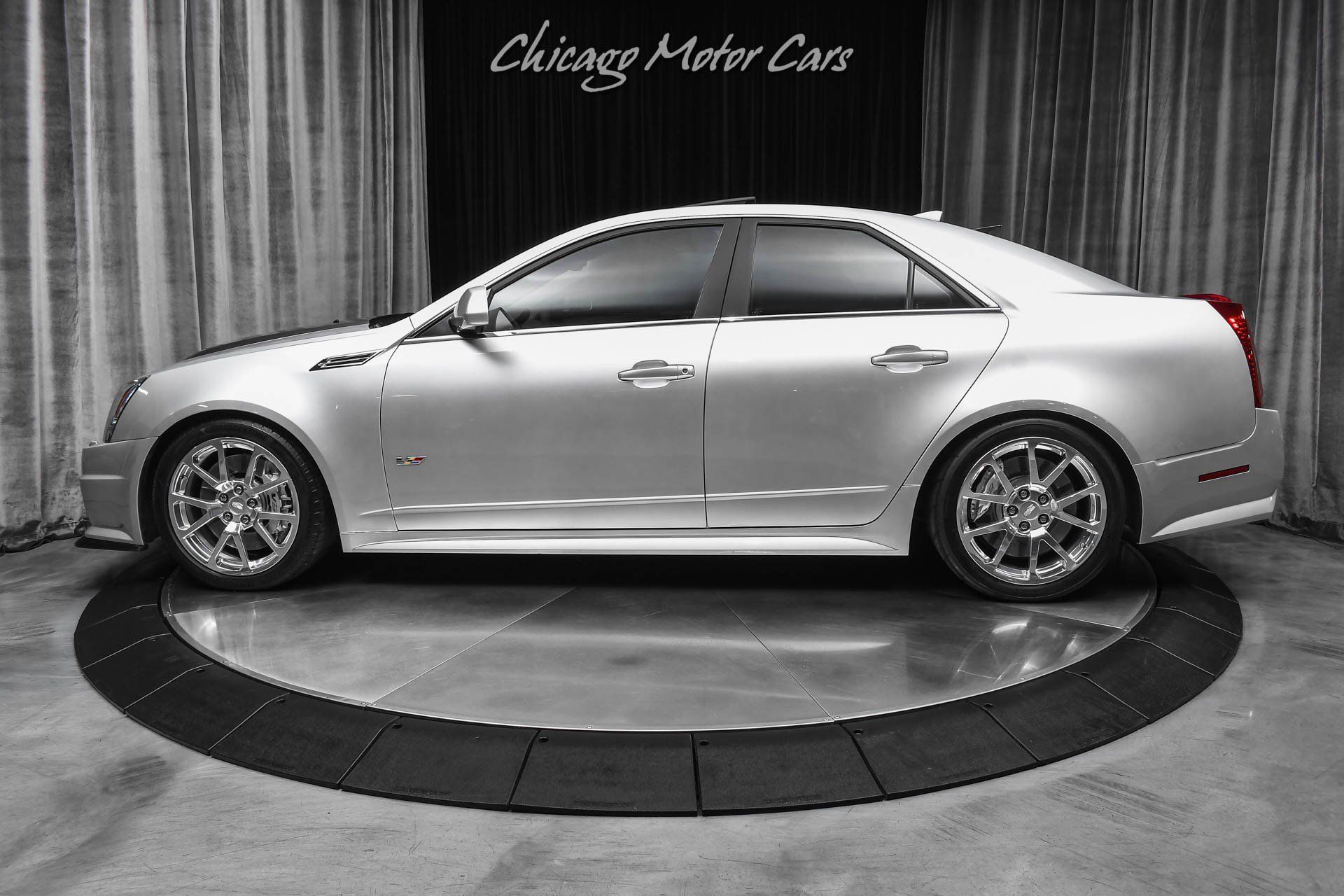 Used 2010 Cadillac CTS V RWD image 36