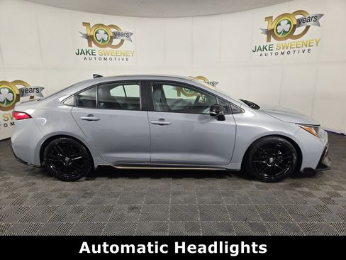 Used 2022 Toyota Corolla SE w/ Carpet Mat Package (TMS) image 10