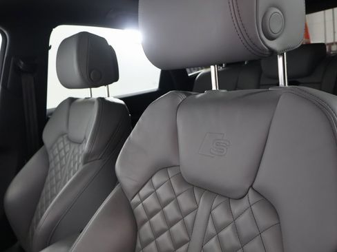 Used 2023 Audi SQ5 Premium Plus w/ Premium Plus Package image 20