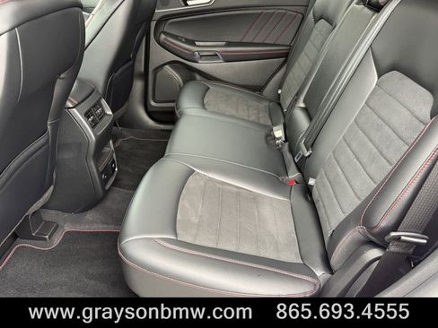 Used 2024 Ford Edge ST-Line image 15