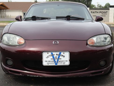 Used 2000 MAZDA MX-5 Miata RWD image 26