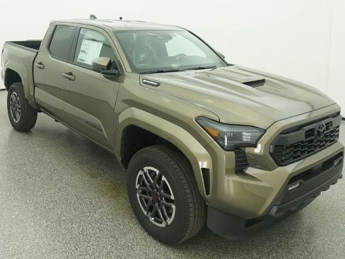 New 2026 Toyota Tacoma TRD Sport image 17