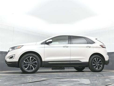 Used 2017 Ford Edge Titanium w/ Equipment Group 301A image 49