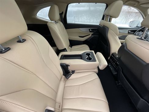 Used 2023 Acura MDX SH-AWD w/ Technology Package image 23