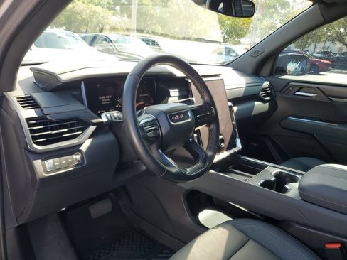 Used 2025 GMC Acadia AT4 AWD/4WD image 19