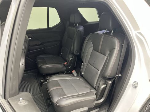 Certified 2023 Chevrolet Traverse RS AWD/4WD image 12