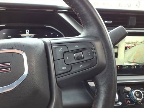 Used 2025 GMC Sierra 2500 AT4X image 38