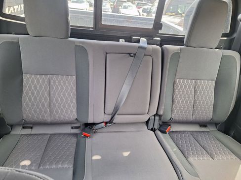 Used 2024 Nissan Titan SV w/ SV Bronze Edition Package image 29