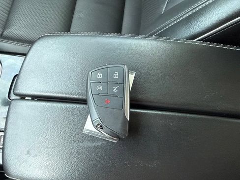 Used 2021 Buick Envision Essence AWD/4WD image 26