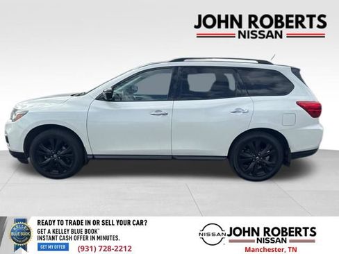 Used 2018 Nissan Pathfinder SL w/ Midnight Edition Package image 4