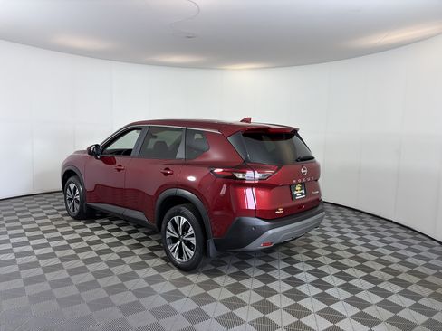 Used 2023 Nissan Rogue SV AWD/4WD image 8