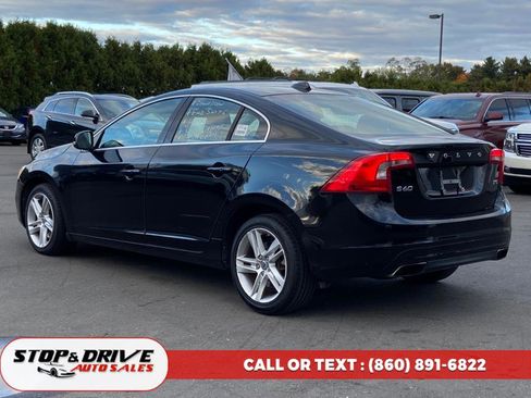 Used 2014 Volvo S60 T5 image 3