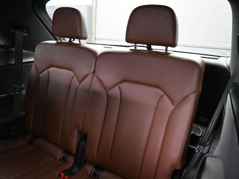 Used 2019 Audi Q7 3.0T Premium Plus w/ Premium Plus Package image 19