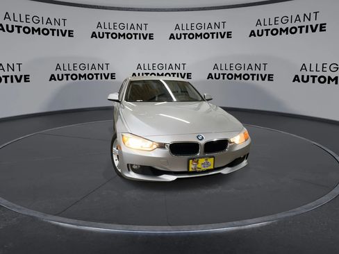 Used 2015 BMW 328i Sedan RWD image 5