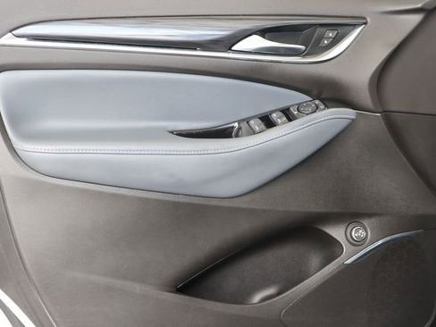 Used 2023 Buick Enclave Essence FWD image 12