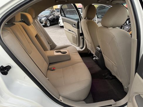 Used 2012 Ford Fusion Hybrid FWD image 15