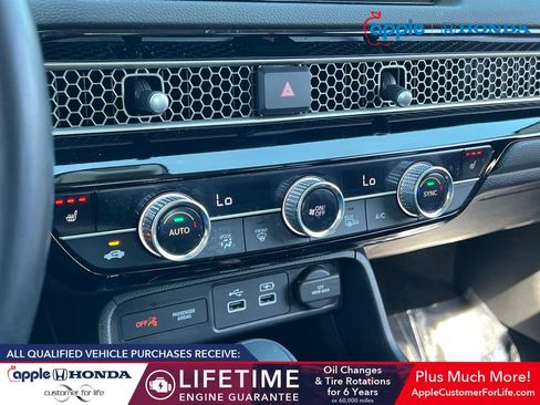 Used 2024 Honda Civic Touring image 15