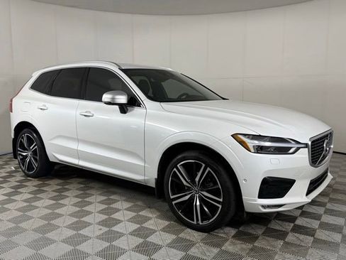 Used 2019 Volvo XC60 T5 R-Design w/ Protection Package FWD image 10