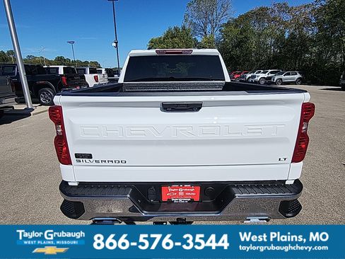 New 2026 Chevrolet Silverado 1500 LT w/ Z71 Off-Road Package AWD/4WD image 8