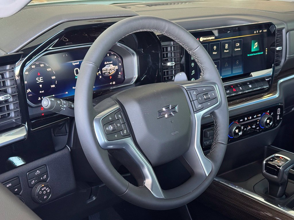 New 2026 Chevrolet Silverado 1500 RST w/ Convenience Package II AWD/4WD image 18