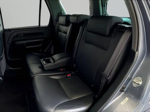 Used 2005 Honda CR-V EX image 22