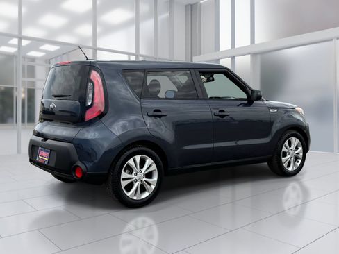 Used 2015 Kia Soul + FWD image 6