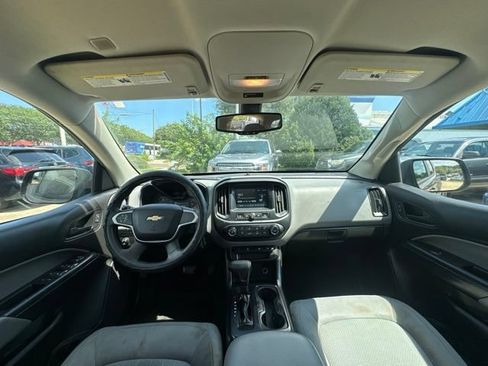 Used 2017 Chevrolet Colorado W/T w/ Custom Special Edition AWD/4WD image 13