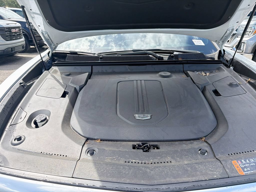 Certified 2024 Cadillac Lyriq Tech w/ LPO, Floor Liner Package AWD/4WD image 31