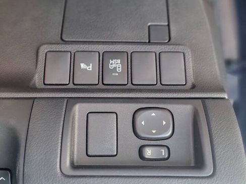 Used 2013 Lexus ES 350 w/ Luxury Pkg FWD image 25